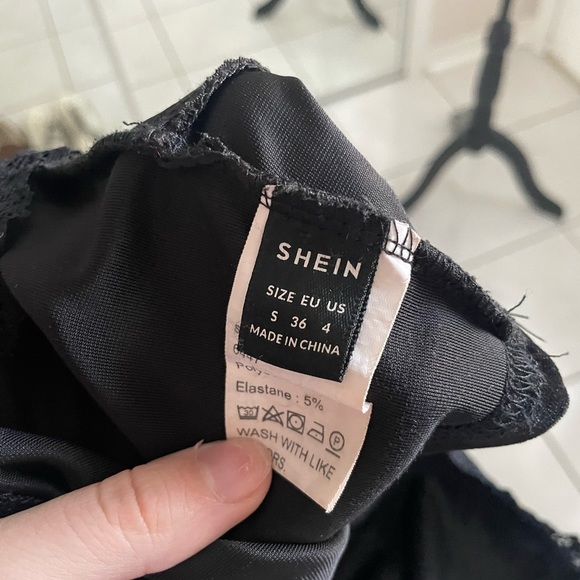 Black Cropped Tank Top “Going Out” Shirt | Size S - Picture 4 of 5